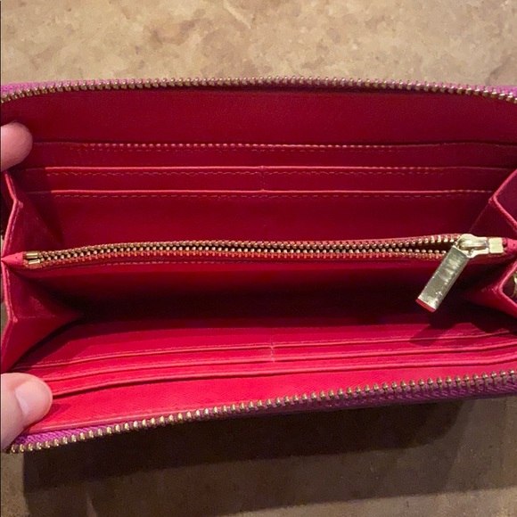 Tory Burch Purple Wallet - Picture 2 of 7